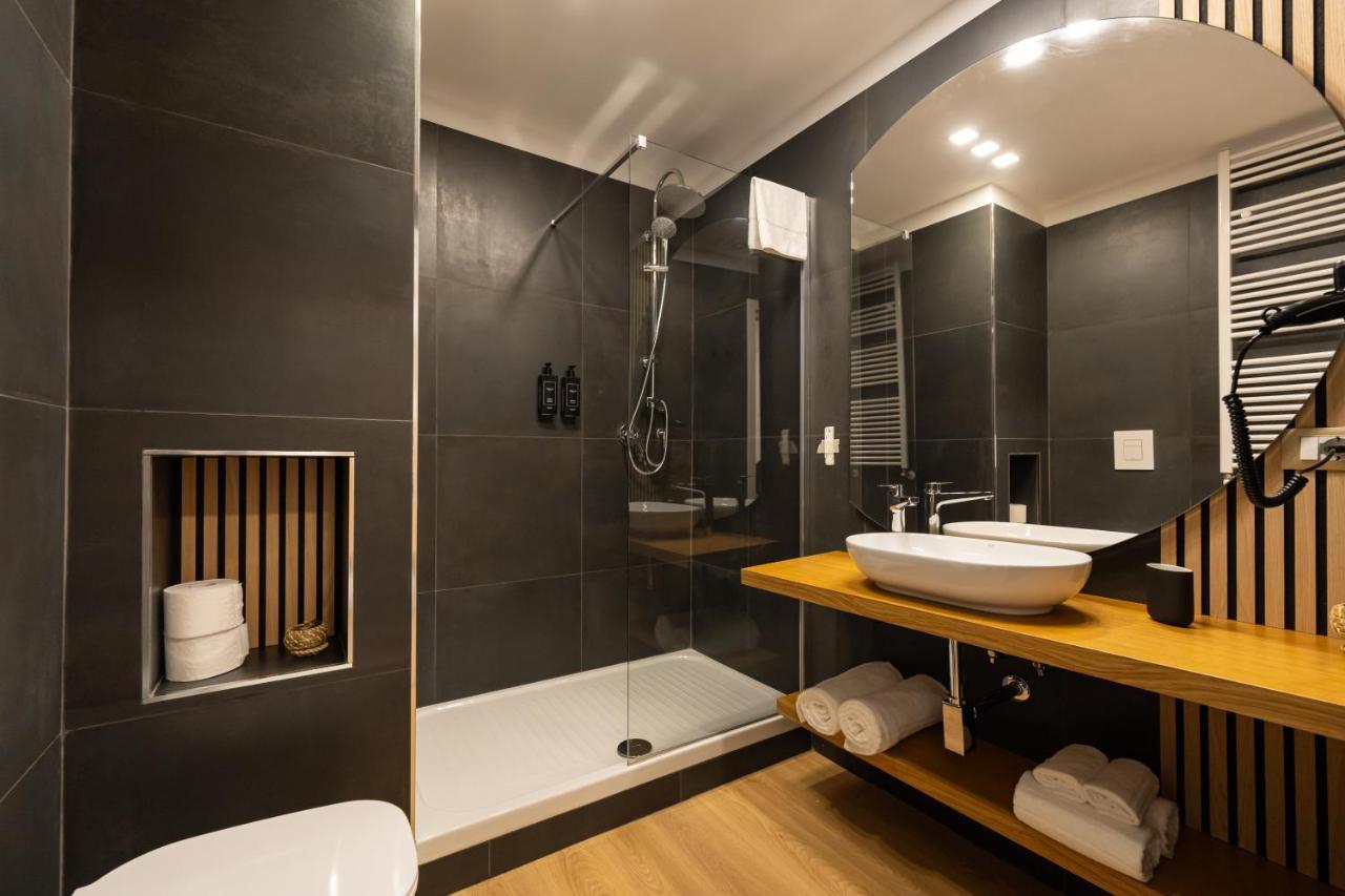Toledo Relais Suites - By Pera Rooms Collection Nápoles Exterior foto