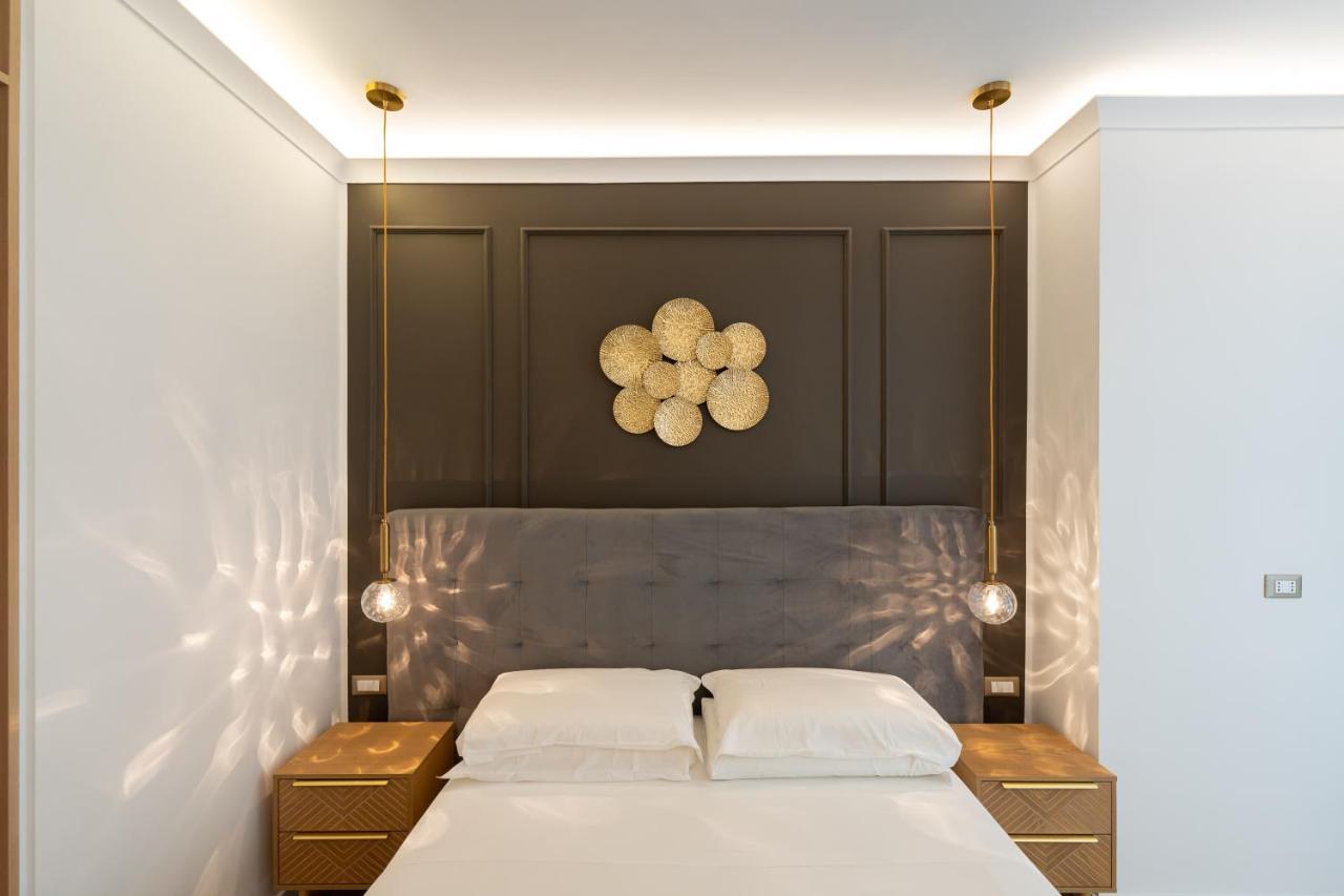 Toledo Relais Suites - By Pera Rooms Collection Nápoles Exterior foto